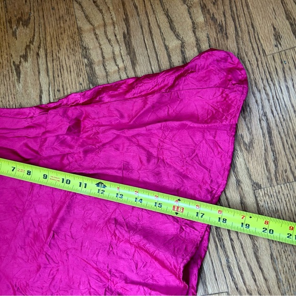 ZARA Crinkle Pink Mini A Line Skirt Blogger Fav Size L - Picture 14 of 14